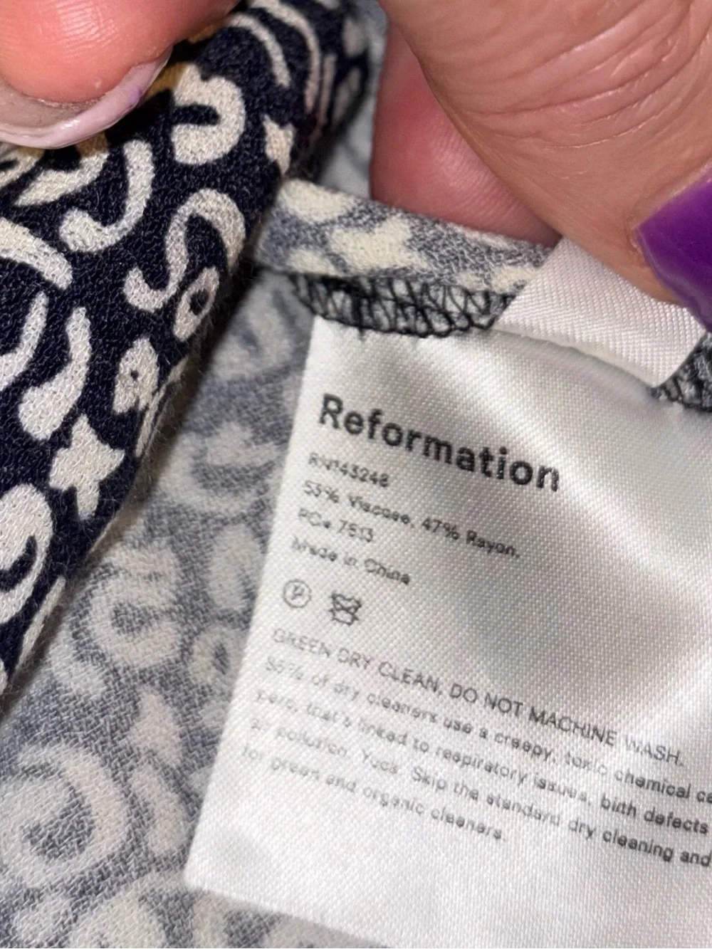 Reformation Bella Blue White Fitted V Neck Cap Sleeve Top size 4 - Picture 9 of 9